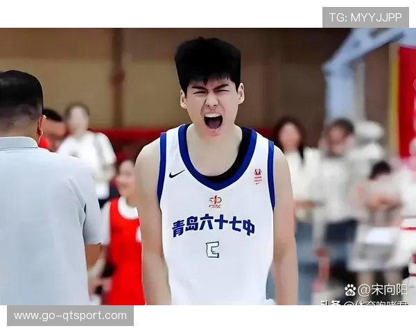 年轻球员陈家政黄明依获锻炼机会，广东梯队建设受关注