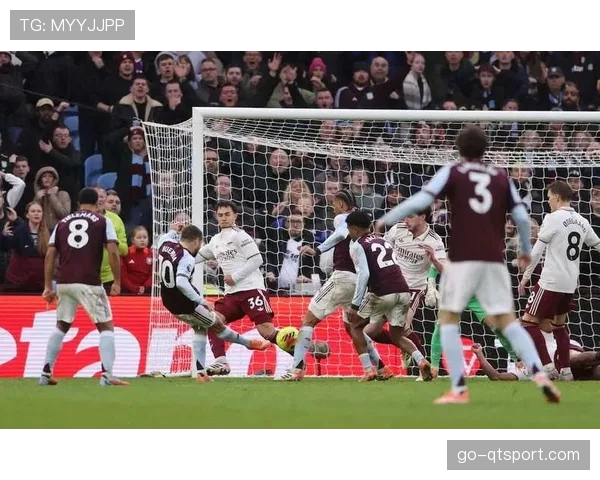 阿森纳2-2客平狼队遭补时绝平,争冠优势缩水至5分 阿森纳2-2客平狼队遭补时绝平,争冠优势缩水至5分